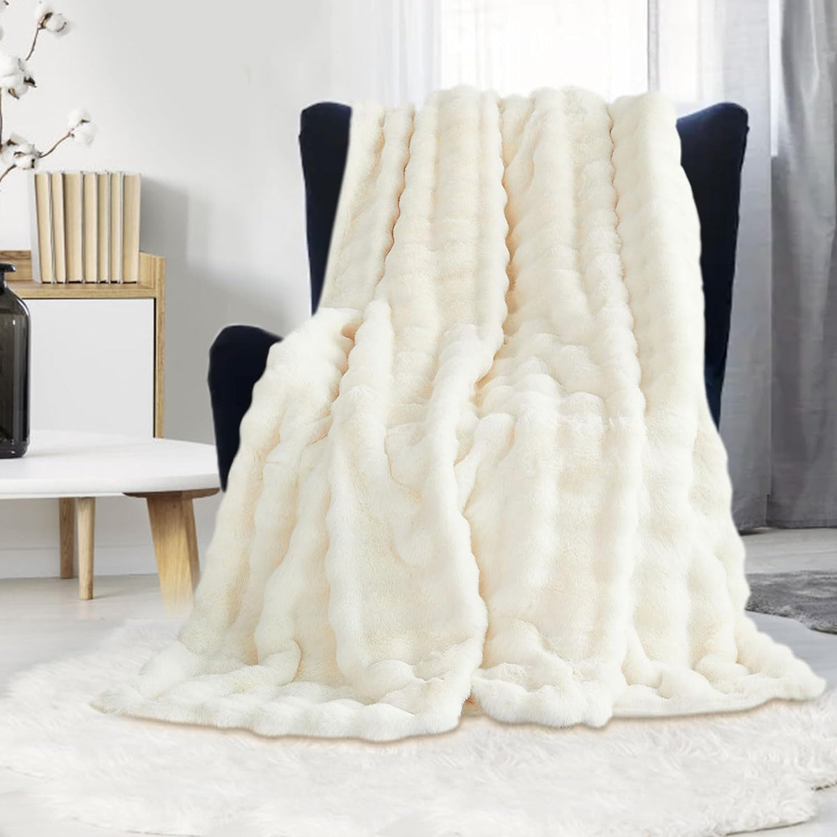 Plaid blanc poil long