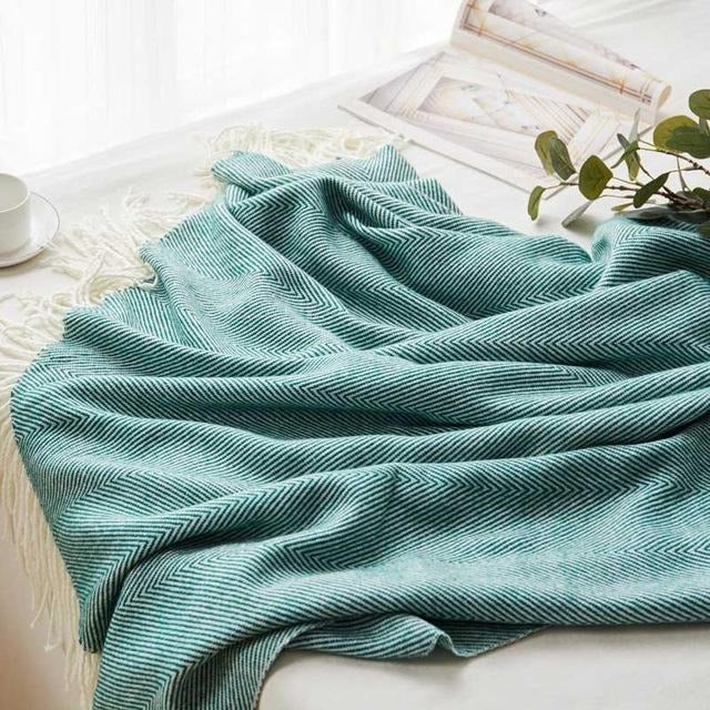 Plaid Athen en laine 130x200cm - Silkeborg | Maison Simon Plaid Athen en laine 130x200cm - Silkeborg | Maison Simon